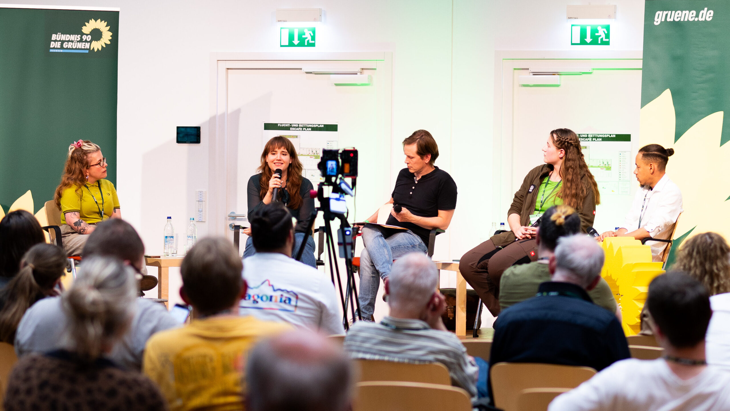 Podium der Abschlussdiskussion